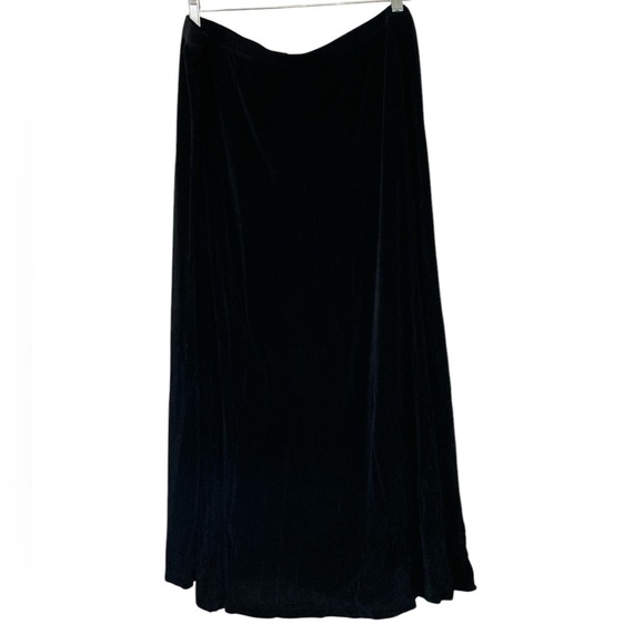 Long black stretchy maxi skirt size 4x - Picture 1 of 5